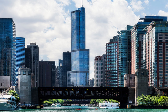 Chicago (Illinois).